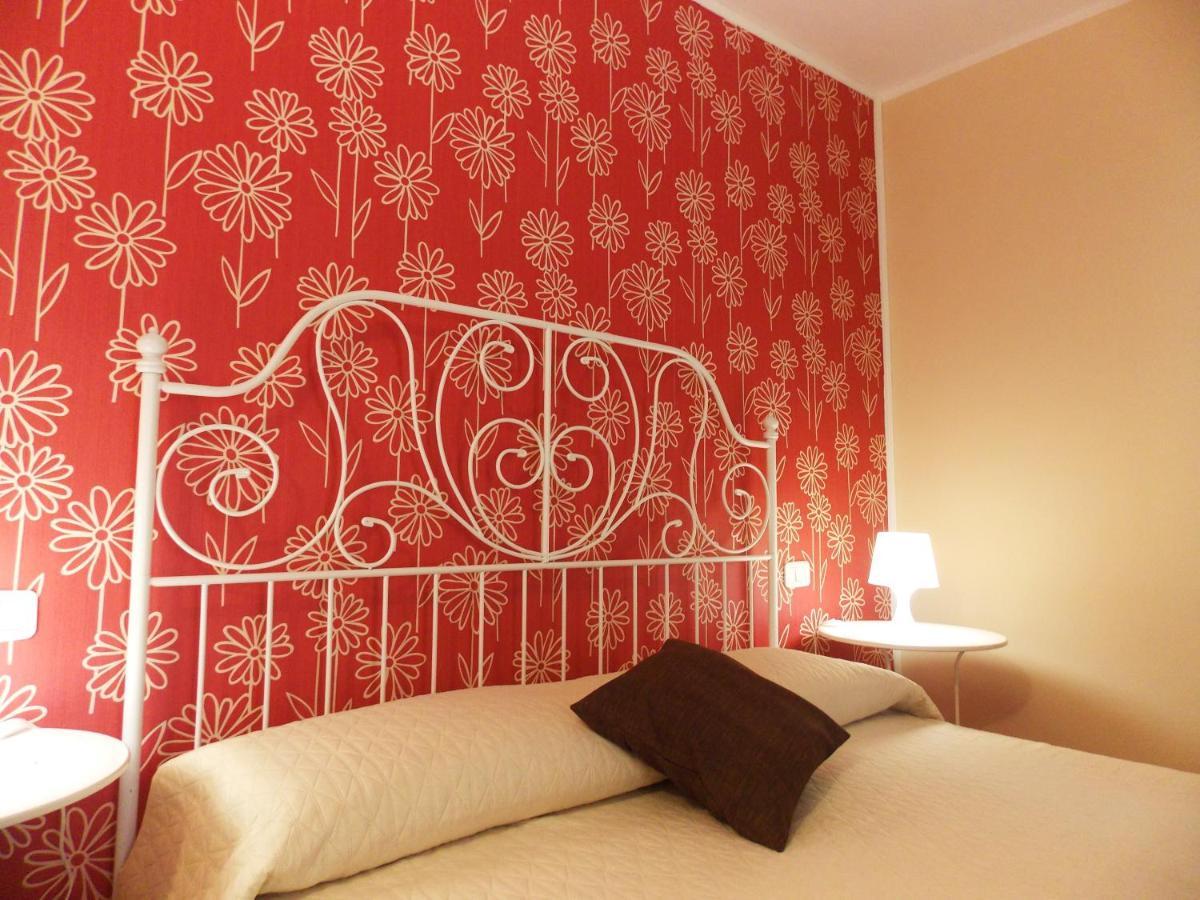 Il Vicoletto Bed & Breakfast Frascineto Dış mekan fotoğraf